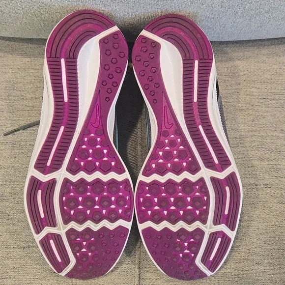 Nike Gray and Blue Women's Shoes - Picture 3 of 6